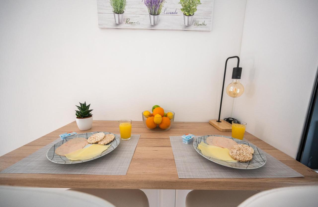 Modern Studio Apartment In The Old Town SJJ Exteriör bild