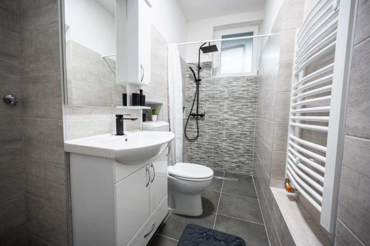 Modern Studio Apartment In The Old Town SJJ Exteriör bild